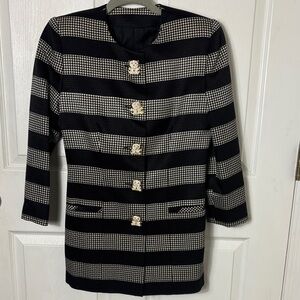Vintage Gai Mattiolo Elegant Houndstooth blazer Rhinestone bear buttons size 44